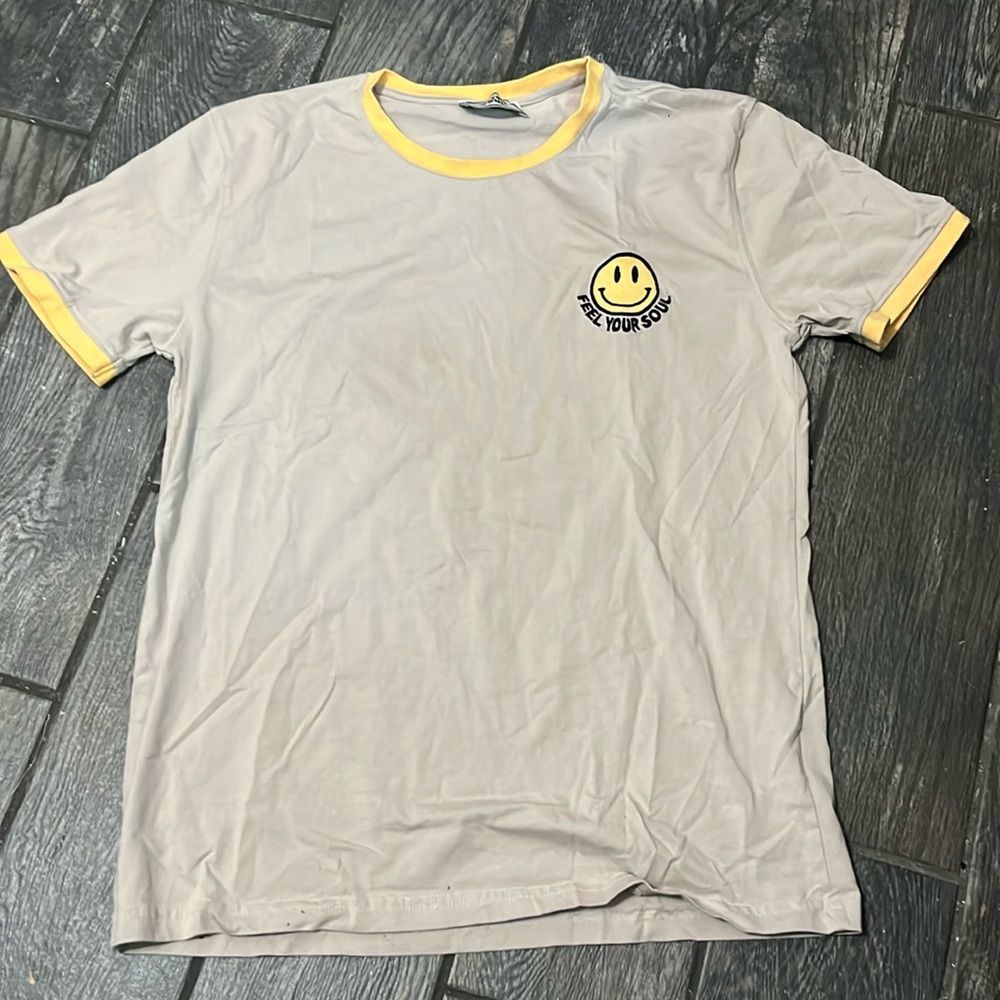 Retro Ringer Happy Tee - Picture 5 of 8